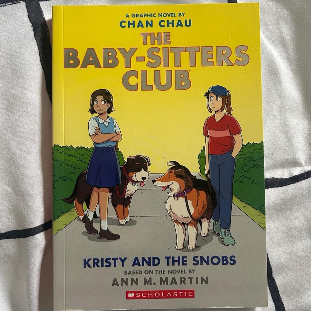 Scholastic The Baby-Sitters Club Graphic Novel - Yellow and Red Cover